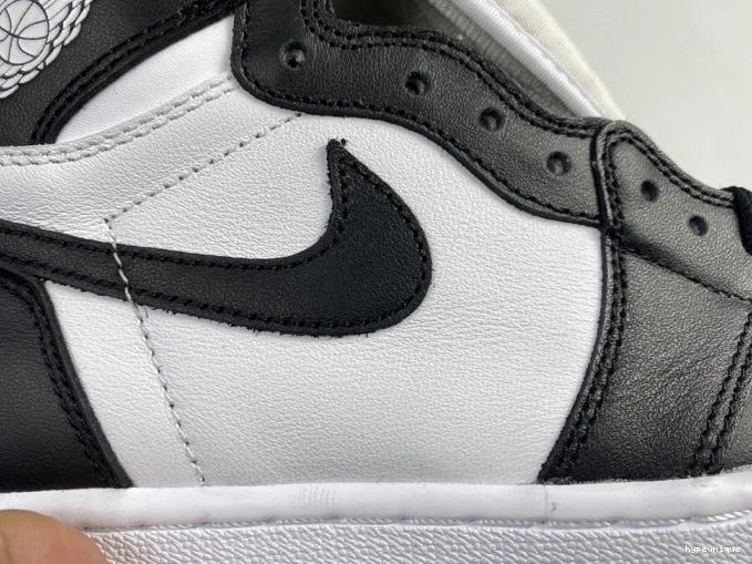 HYPE 555088-010 Air Black White Retro Jordan (2014) 1 0809